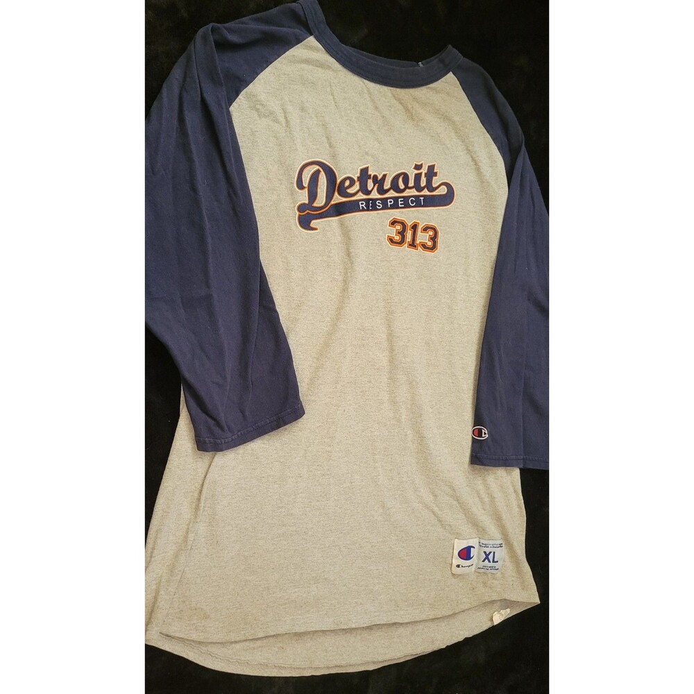 Champion Detroit Respect 313 Unisex 3/4 Sleeve T-shirt Grey Navy Size XL. AS IS